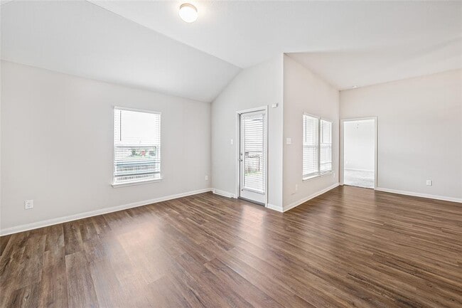 Foto del edificio - 13704 Charles W Fairbanks Cv