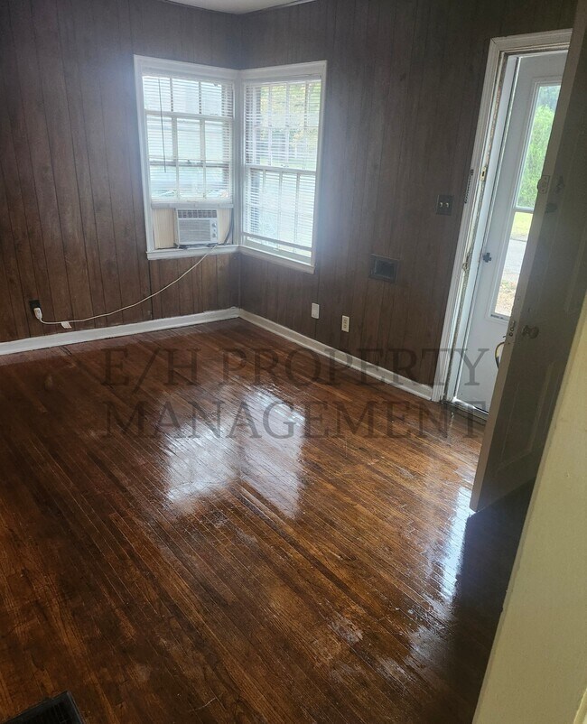 Foto del edificio - 528 S Glendale St