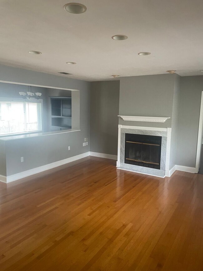 Foto del edificio - 2/2 HOME FOR RENT ONLY 1800$