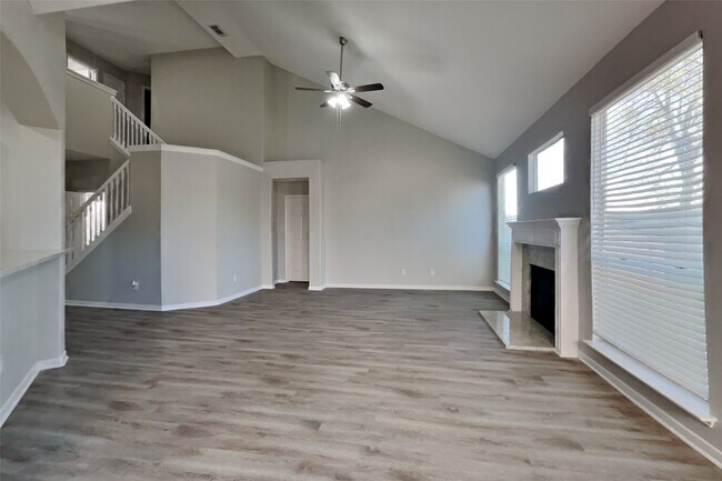 Foto del edificio - 23943 Ayscough Ln