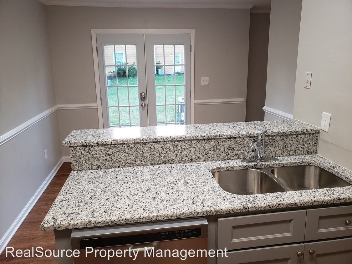 Primary Photo - 4604 Kilcullen Dr