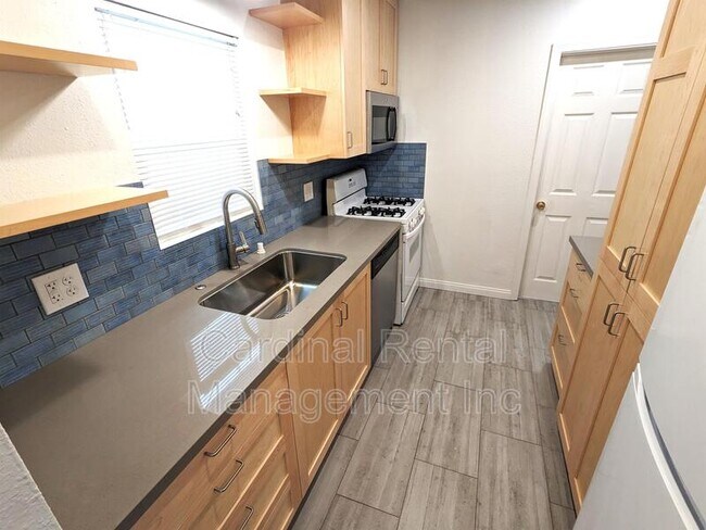 Foto del edificio - 5311 Allan St