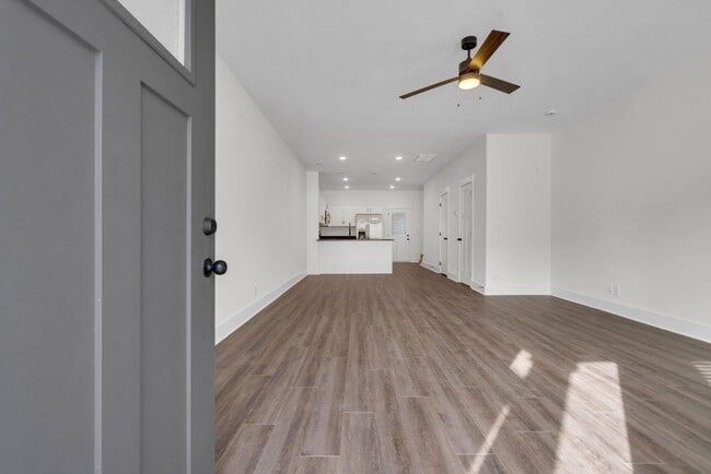 Foto del edificio - 119 Front Rdg Cir