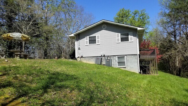 Building Photo - 2361 Forge Hideaway Loop