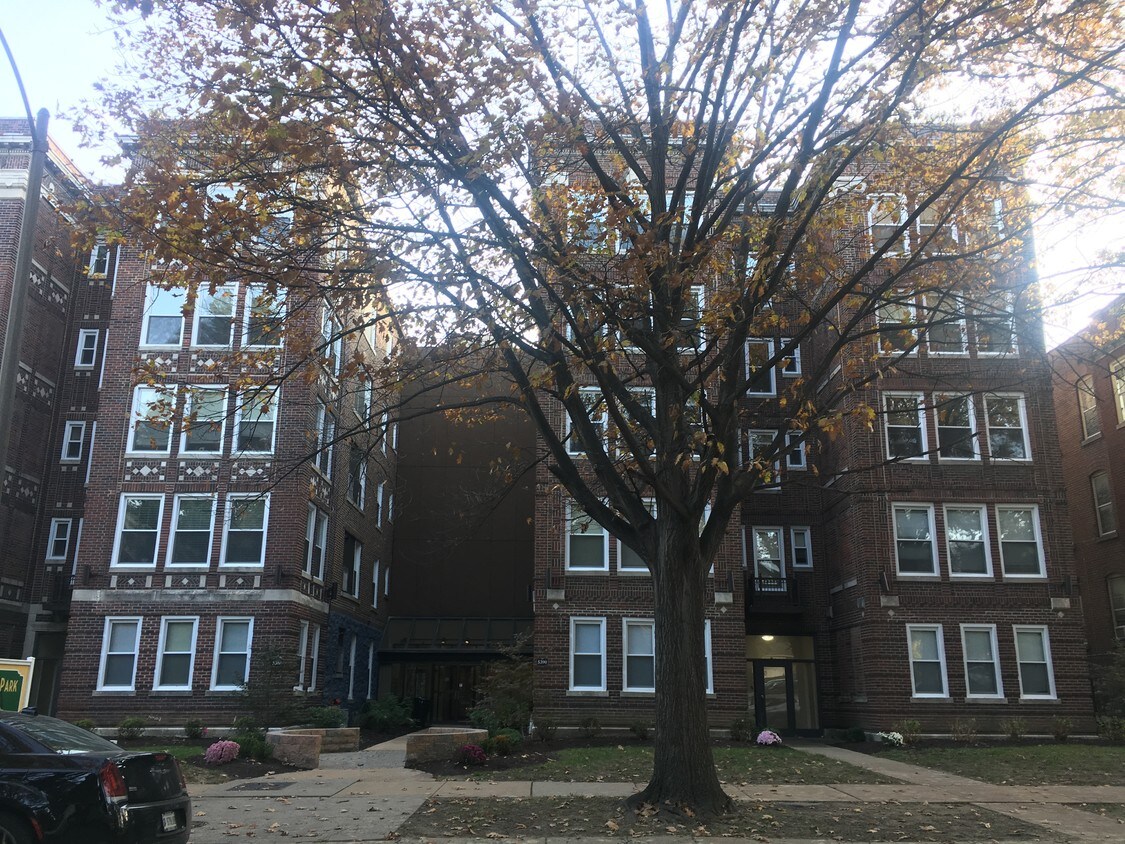 5386 Pershing Ave, St. Louis, MO 63112 Apartments in St. Louis, MO