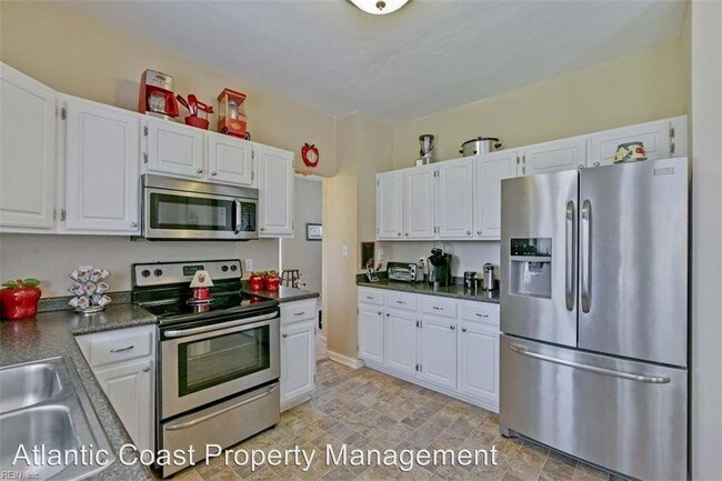 Foto del edificio - 4 br, 2.5 bath House - 1100 Pin Oak Drive