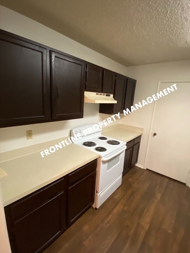 Foto del edificio - 3/2/2 North Richland Hills - Duplex