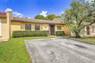 Building Photo - 20422 NW 29th Pl