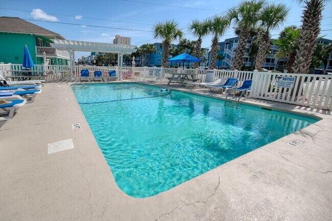 Foto del edificio - 627 N Waccamaw Dr