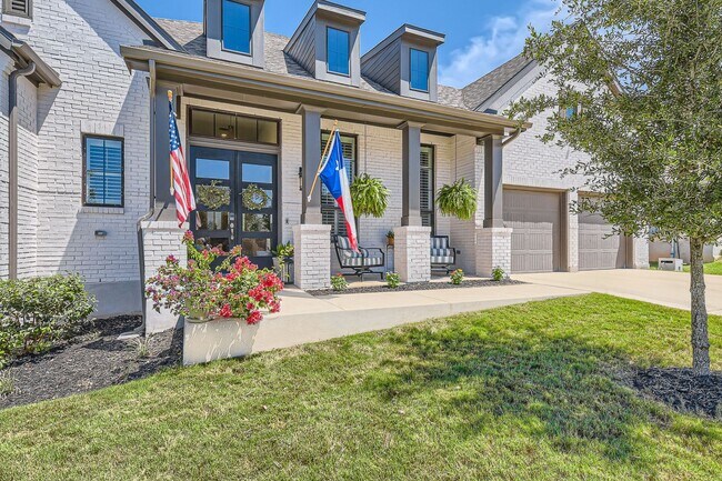 Building Photo - Available Now: Gorgeous 4 Bed/3.5 Bath wit...