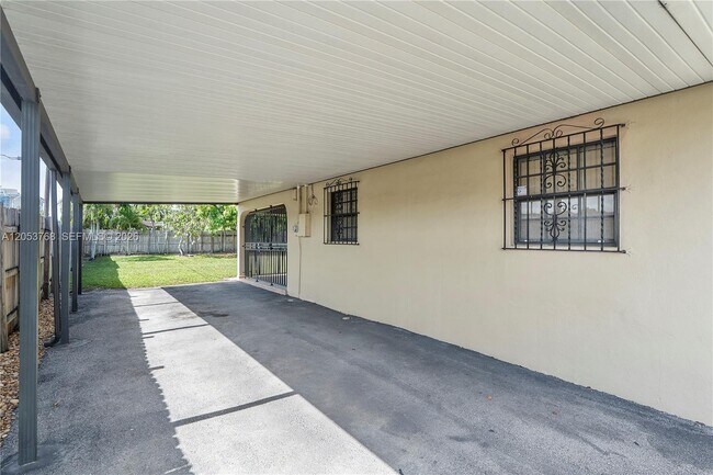 Foto del edificio - 601 E 22nd St