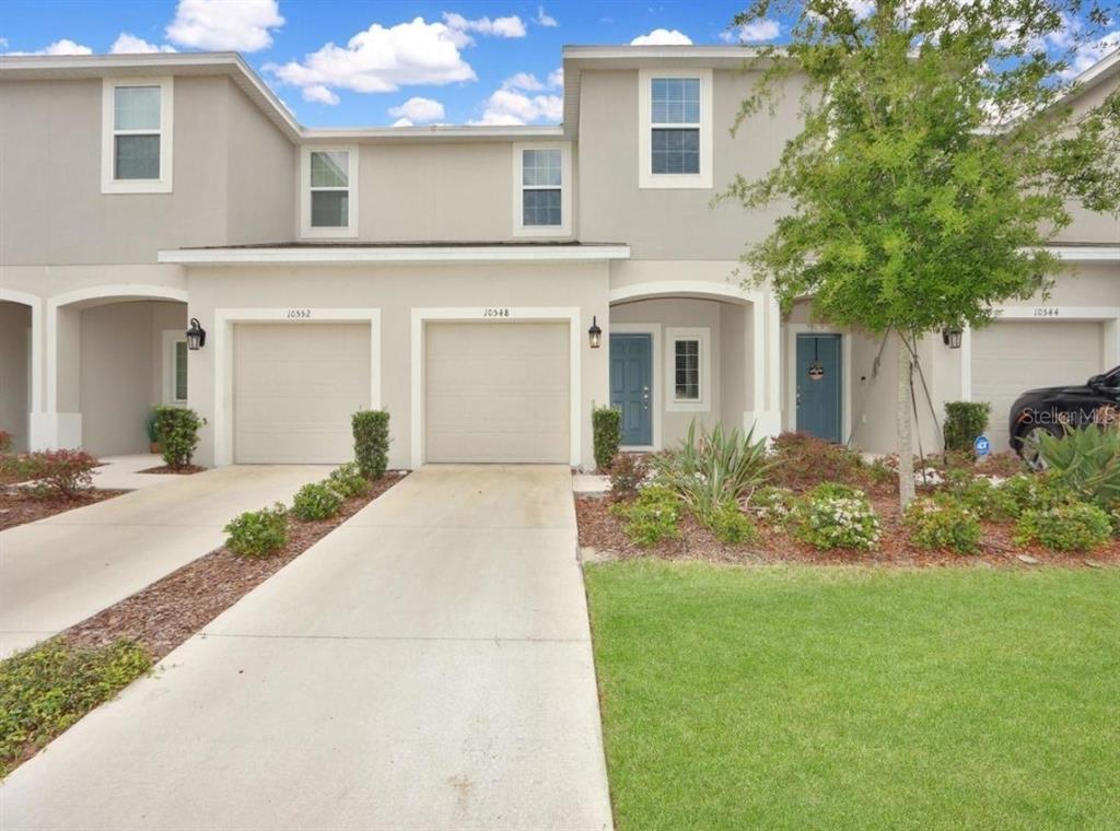 10548 Salt Grove St, Orlando, FL 32824 Townhome Rentals in Orlando FL