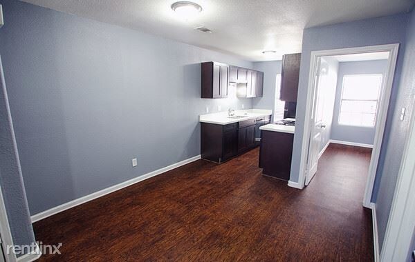 Building Photo - 720 Benge Dr