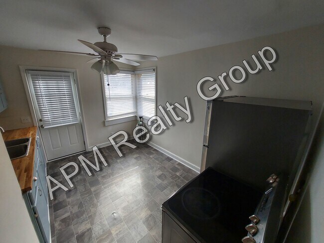 Building Photo - 108 Kilbourne Rd
