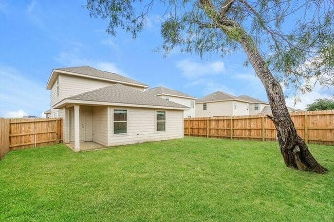 Building Photo - 10614 Apple Pie Rd