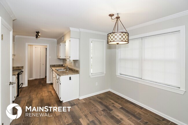 Building Photo - 3124 Battleboro Dr