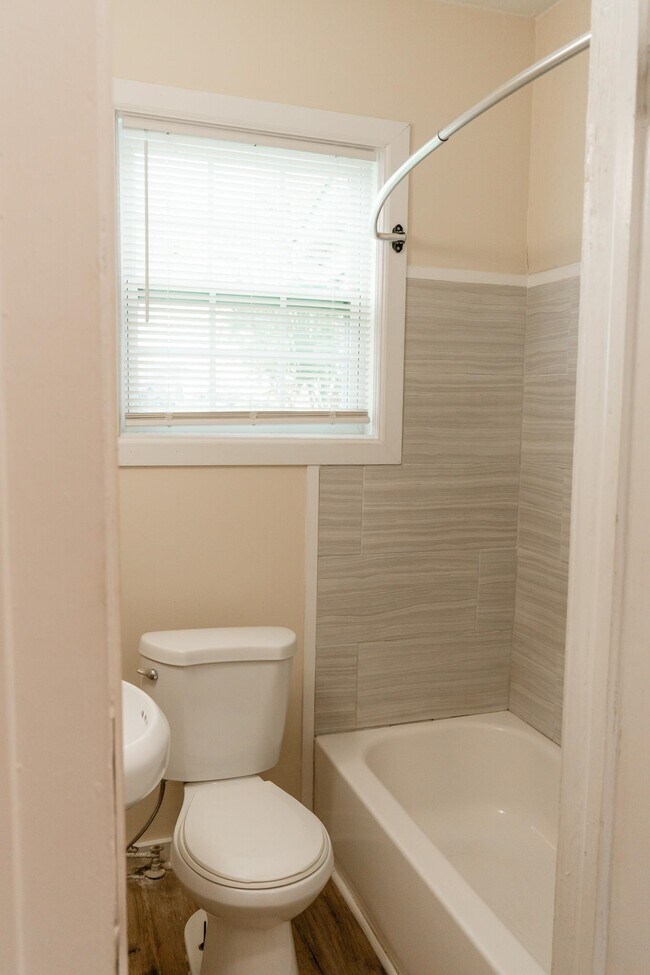 Foto del edificio - 515.5 N Monroe St