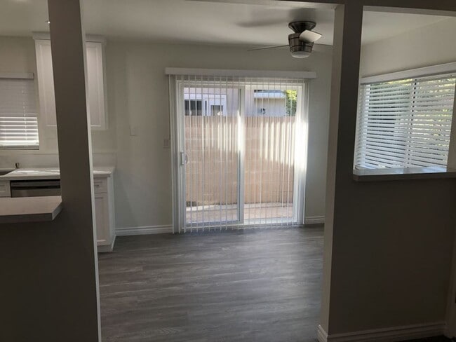 Photo - 1930 E Kirkwood Ave Apartment