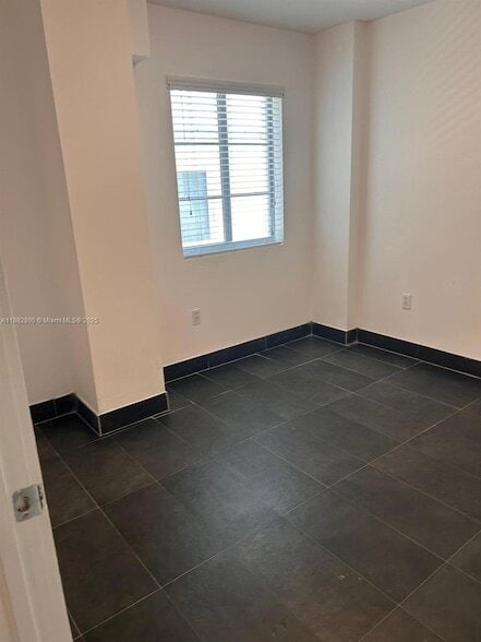 Photo - 1600 Euclid Ave Apartment