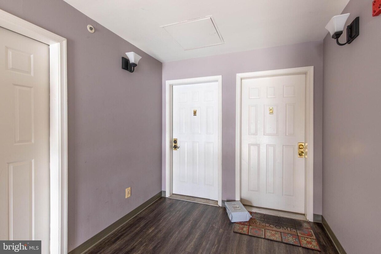 20 Shaftsbury Ct, Reisterstown, MD 21136 Townhome Rentals in