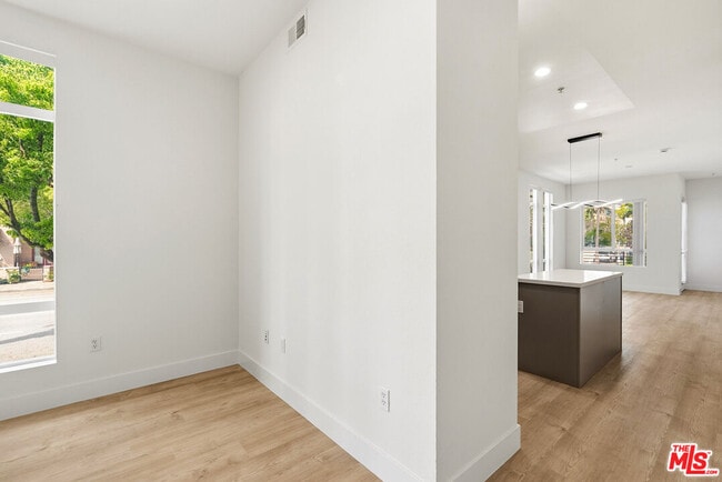 Building Photo - 12920 W Runway Rd