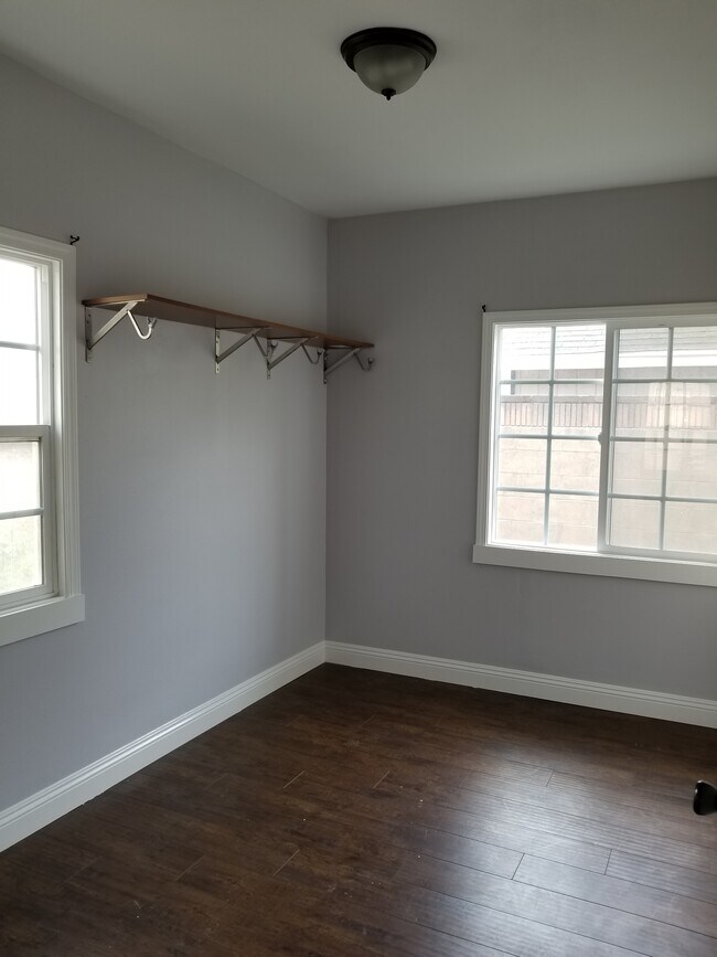 living room - 1063 Coronado Ave