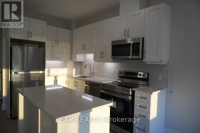 Building Photo - 3265-3265 Carding Mill Trail