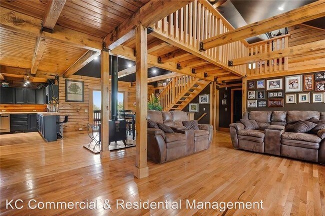 Building Photo - 4 br, 3.5 bath House - 510 N. 1700 Road