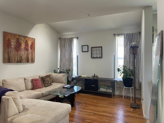 Building Photo - 227 Snapdragon Way