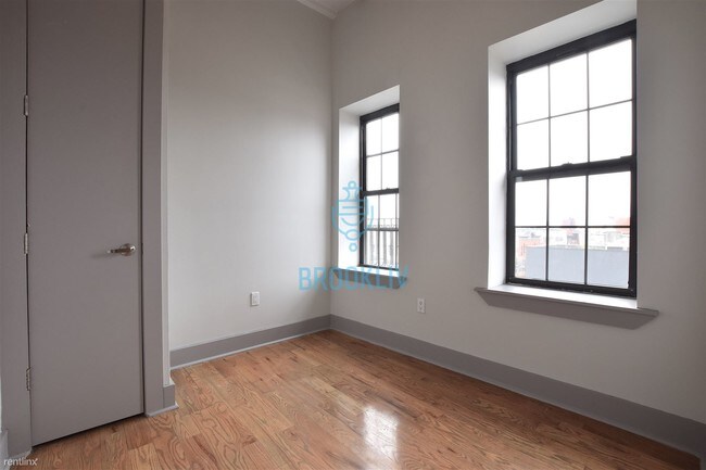 Building Photo - 2 br, 1 bath Apartment - 291 Bedford Ave 16