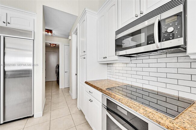 Foto del edificio - 512 NW 120th Dr