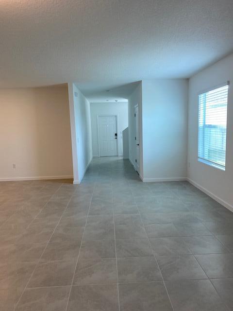 Foto del edificio - 622 Papillon St SW