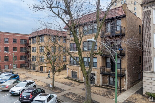 Building Photo - 5453-5461 S Everett Ave