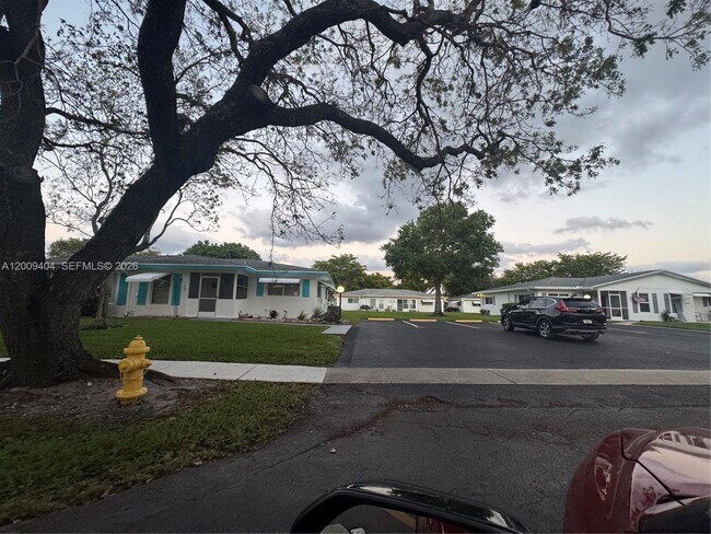 Foto del edificio - 1140 NW 85th Ave
