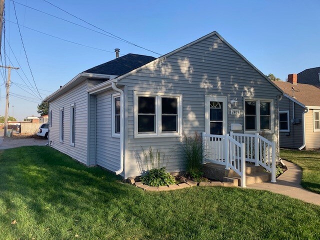 Foto principal - 2409 D Avenue