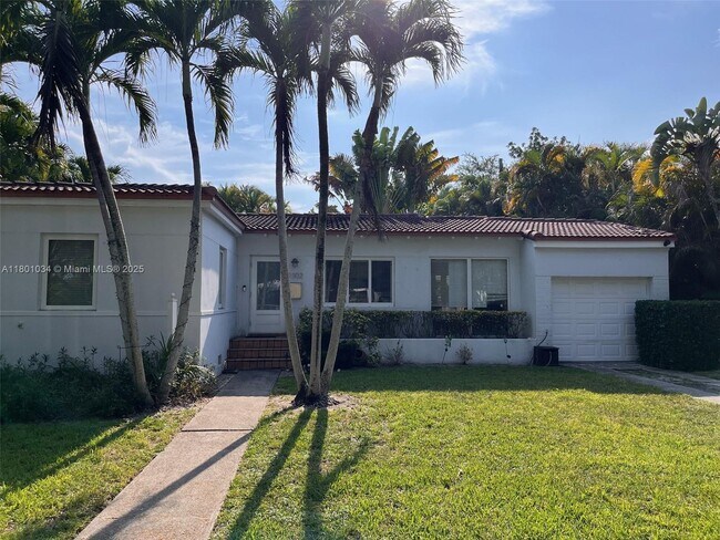 Foto del edificio - 9302 NW 2nd Ct