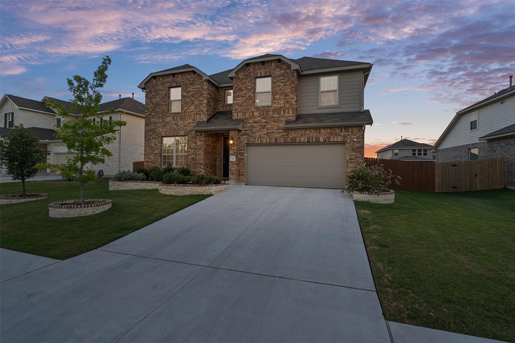 Foto principal - 5421 Anaheim Ave
