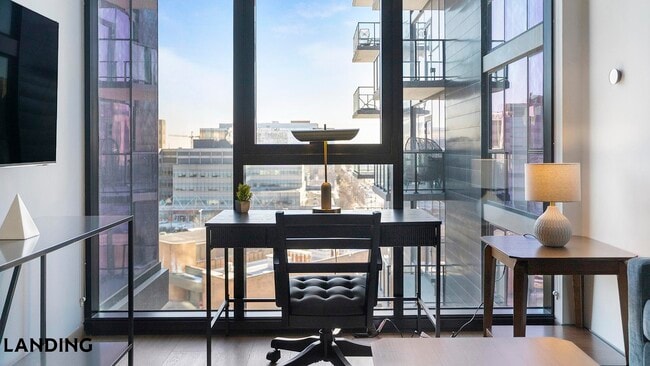 Foto del edificio - 513 S Damen Ave