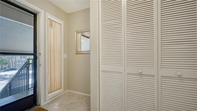 Building Photo - 5649 Summerside Ln