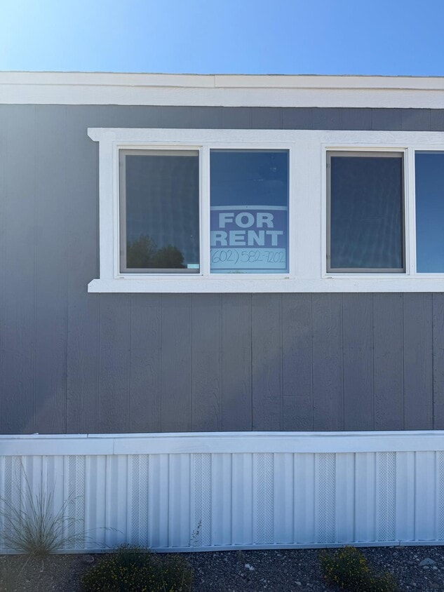 Foto principal - 13687 S Hound Dog Rd