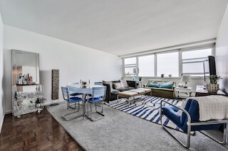 Building Photo - 1150 N Lake Shore Dr