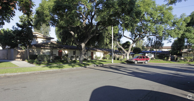 Building Photo - Cypress Meadows Apartments