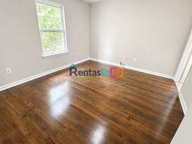 Foto del edificio - 306 S 7th St