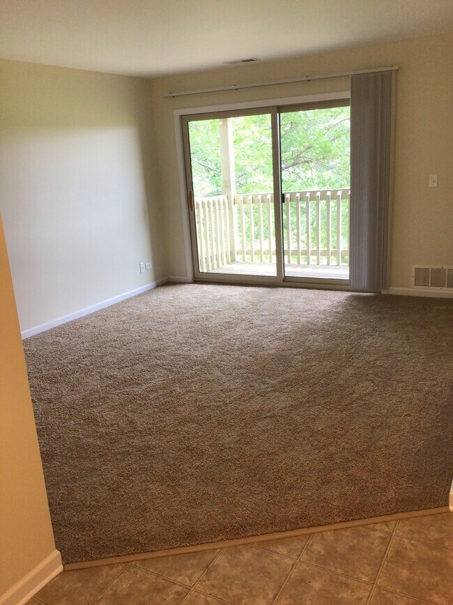 Foto del edificio - 125 Glengarry Dr