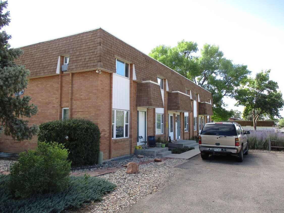 Foto del edificio - Dog Friendly! 2 Bedroom, 1.5 Bath 2 story townhome style apartment in Loveland! Unit 1502