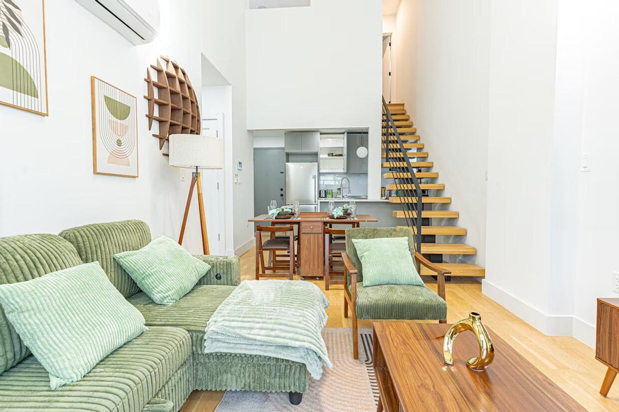 Foto principal - 1293 Decatur St