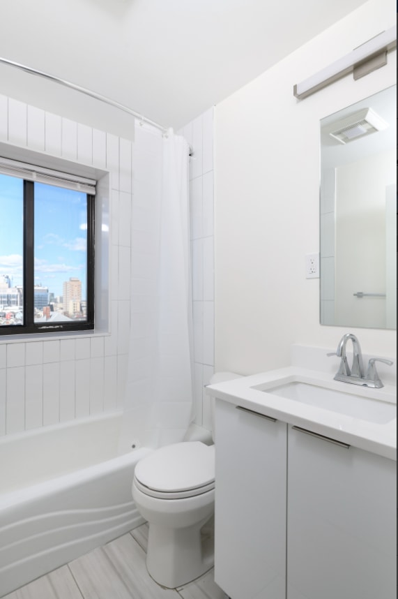 Building Photo - 76 Parker Hill Ave