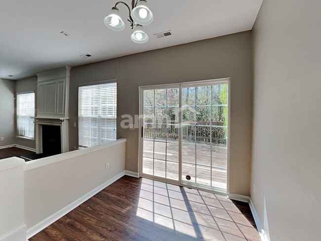 Building Photo - 9130 Hillston Ridge Rd