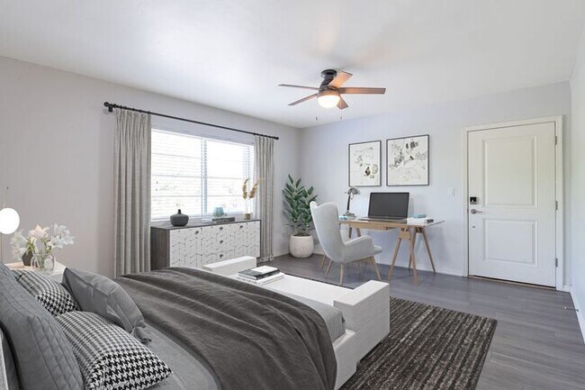 Building Photo - ONE MONTH FREE ON LEASE THROUGH 7/31/26! U...