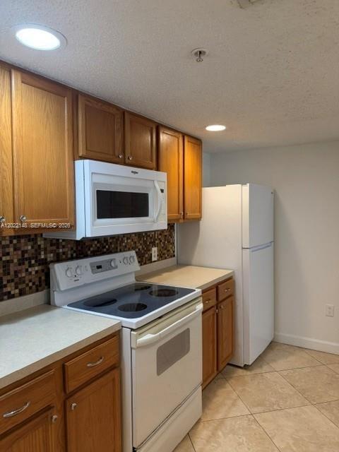 Foto del edificio - 9905 Westwood Dr